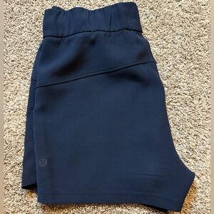 Lululemon On the Fly Shorts 4